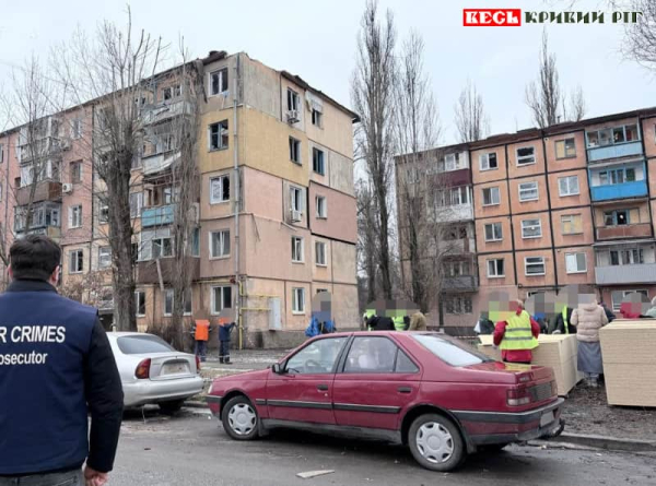 Шахед влучив по даху хрущовки в Довгинцівському районі Кривого Рогу