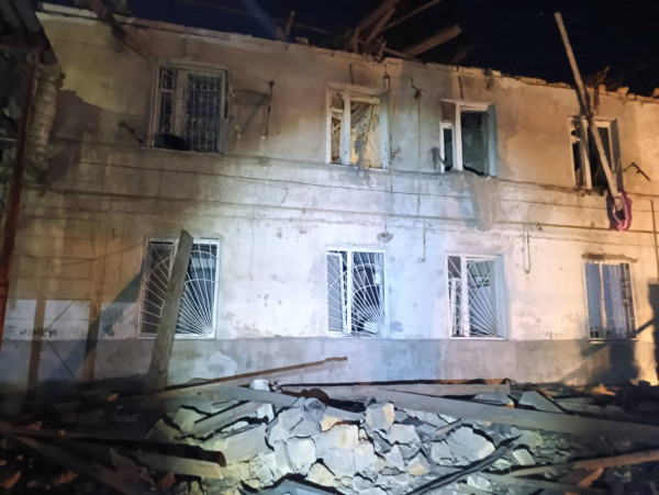 В Одесі через атаку рф постраждали дві жінки, пошкоджені житловий будинок, школа і дитсадок0