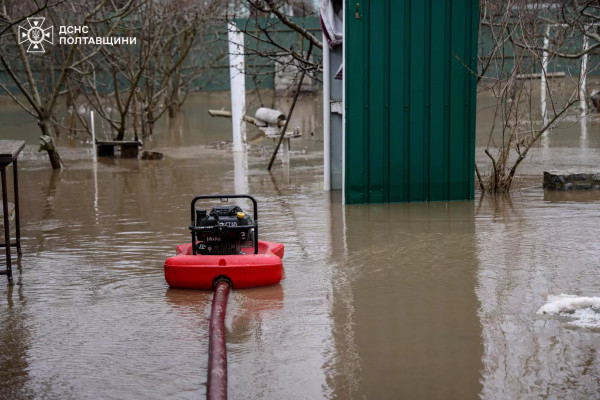 Вітер, сніг і підтоплення: негода накрила Україну, є пошкодження і в Кривому Розі0