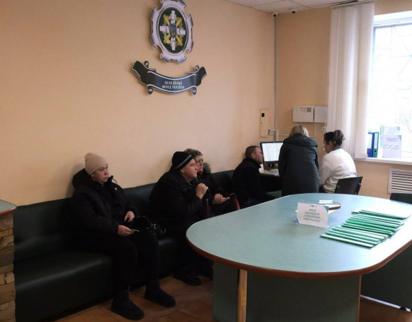 Кривий Ріг - місто соціальної спрямованості. Навіть в умовах війни збережено всі міські соціальні виплати, а деякі компенсації навіть збільшені та запроваджено нові виплати5