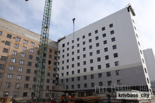 Кривий Ріг з робочим візитом відвідав очільник Дніпропетровської ОВА: подробиці зустрічей Олександра Ганжі4