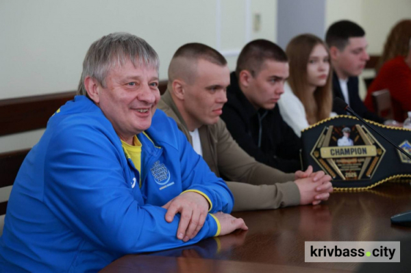 фото управління преси криворізького міськвиконкому