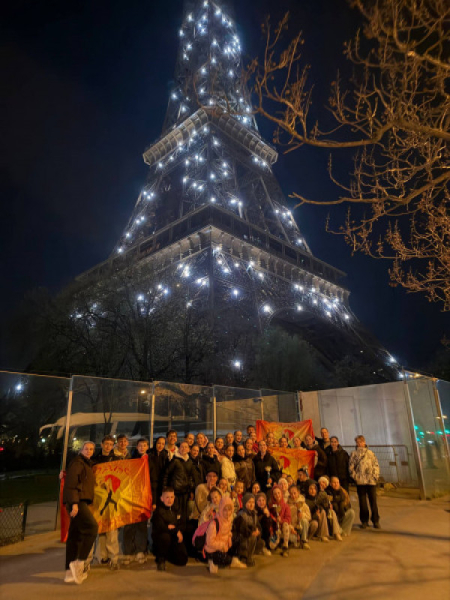 Криворізький ансамбль «Браво» здобув Гран-прі на міжнародному фестивалі в Парижі4