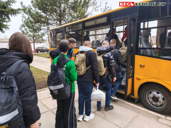 Власний автобус отримав військовий ліцей в Кривому Розі