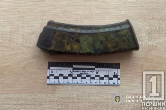 Намагалися підзаробити на нелегальному збуті: на Дніпропетровщині викрили двох торговців зброєю3