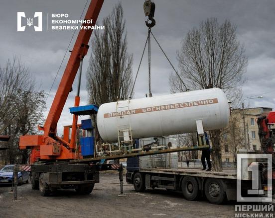 Нелегальне пальне та підпільні АЗС: БЕБ вилучило понад 51 тисячу літрів палива1