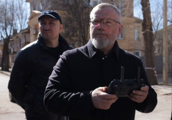 О. Вілкул: Продовжуємо відновлювати пошкоджені ворогом оселі криворіжців. Зараз тривають роботи по 204 будинках, які постраждали у грудні 2025 та початку 2026 років3