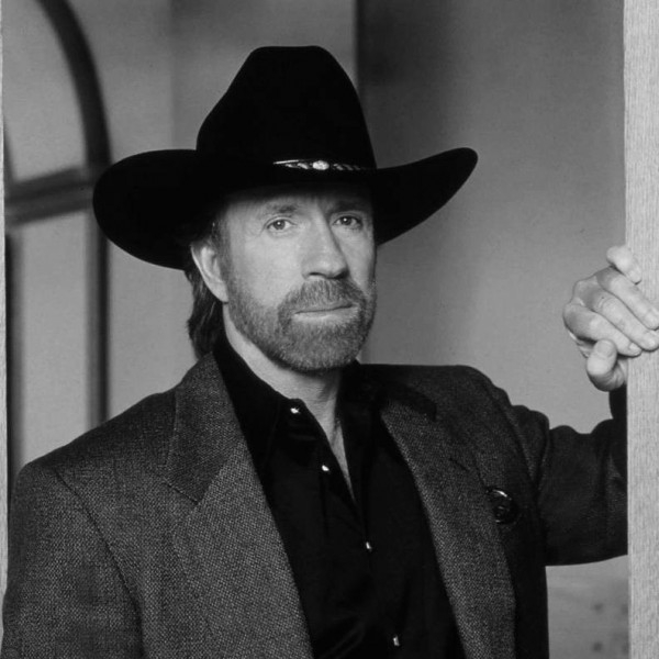 Пішов із життя Чак Норріс — легенда світового кіно та бойових мистецтв0