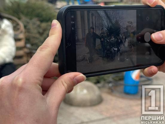 Прогулянка історичними місцинами, загадки та нові світлини: у Кривому Розі школярі відкривали місто під час канікул2