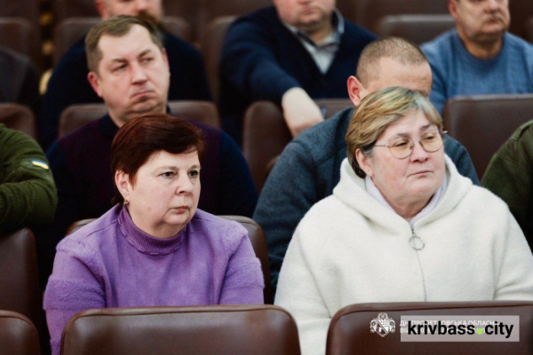 Ремонт доріг, енергетика і підтримка військових: які проблеми обговорили у громадах Криворіжжя2