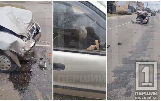 Розбиті «передок» та бампер: на вулиці Олексія Солом’яного сталася сильна ДТП