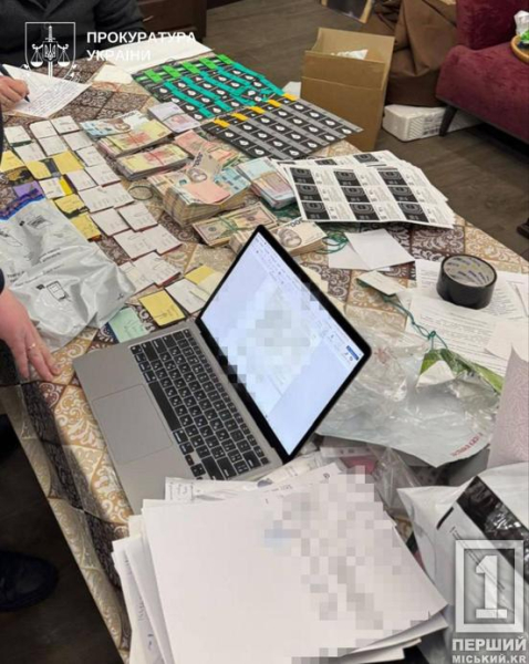 Тіньові талони на 218 мільйонів: у Дніпрі викрили масштабну схему ухилення від податків3