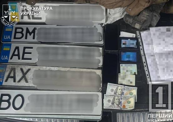 У Дніпрі викрили схему дезертирства: серед підозрюваних колишній командир та адвокат2