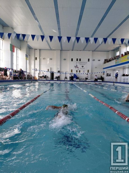 У Кривому Розі пройшли змагання з плавання: на старт вийшли 70 вихованців ДЮСШ №29