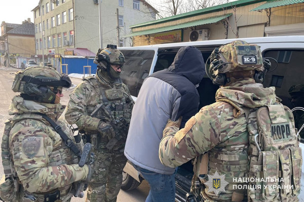 У Кривому Розі викрили виробників фальсифікованих рідин для вейпів0