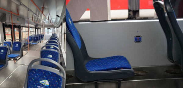 Зручний та комфортний: криворізький швидкісний отримав новий трамвай4