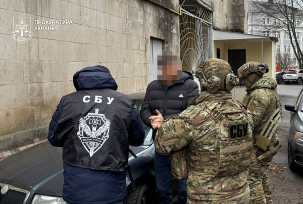 12 тисяч доларів за виїзд військовозобов'язаного до Молдови: на Дніпропетровщині судитимуть організаторів незаконної схеми1