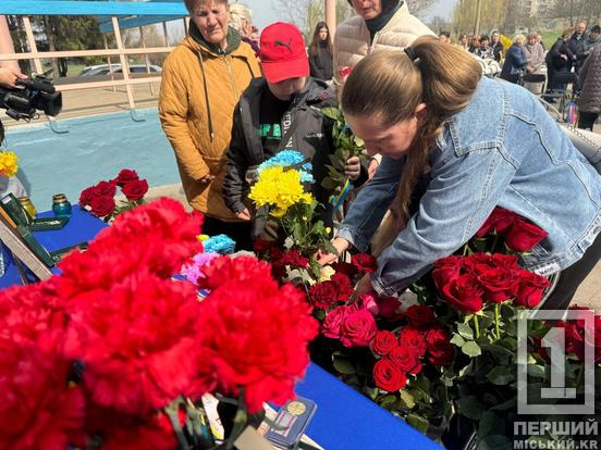 Дев’ять імен, що стали історією: у КГ №33 відкрили меморіальні дошки на честь полеглих Героїв3