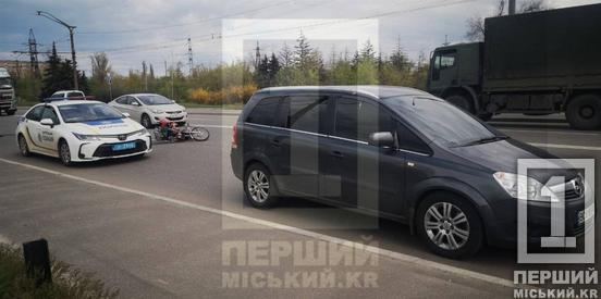 ДТП біля «Бізнес Букету»: мотоцикліст потрапив під колеса Opel2