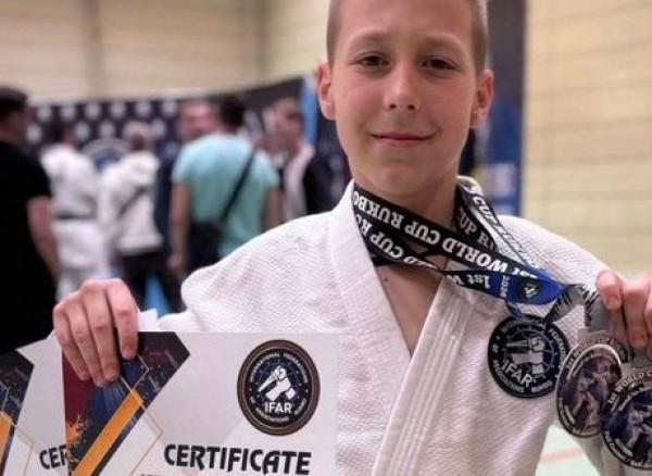 Юні майстри рукопашного бою з Кривого Рогу вибороли медалі на Кубку світу в Німеччині0