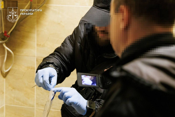 На Дніпропетровщині судитимуть групу, яка виготовляла та збувала метамфетамін2