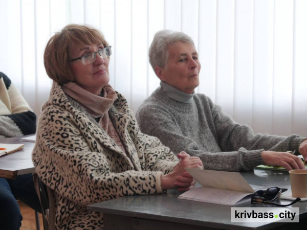 Навчання - як шлях до вічної молодості: у Кривому Розі триває 11-та сесія Університету третього віку для студентів поважного віку1