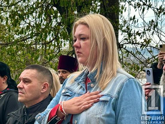 Ніколи не забудемо подвиги: у КГ №58 відкрили меморіальні дошки на честь Олександра Яворського та Артема Буряковського4