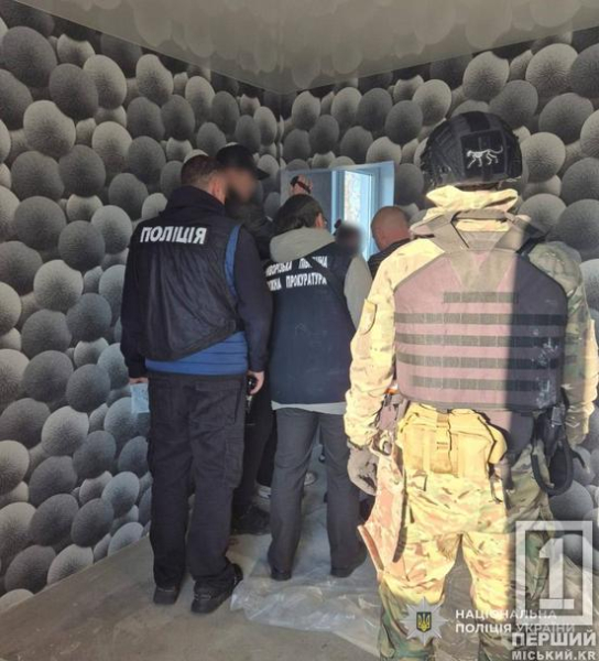 Обіцяла золоті гори  в ОАЕ: мешканка Кривого Рогу вербувала дівчат і відправляла їх у сексуальне рабство1