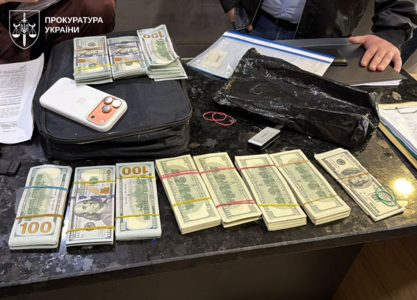 Обіцяли кохання і прибуток: у Дніпрі викрили шахраїв міжнародного масштабу1