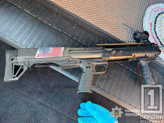 Побили жінку й накивали п’ятами: поліція затримала підозрюваних у нападі на суддю на Дніпропетровщині1