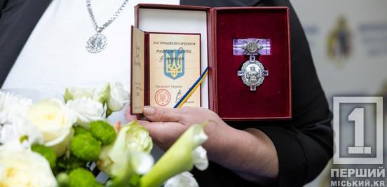 Понад 40 років на варті здоров'я містян: криворізьку медикиню Олену Суліму удостоїли ордена княгині Ольги1