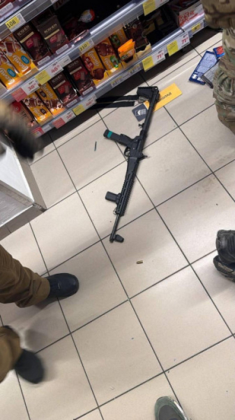 Правоохоронці ліквідували чоловіка, який влаштував стрілянину у Києві0