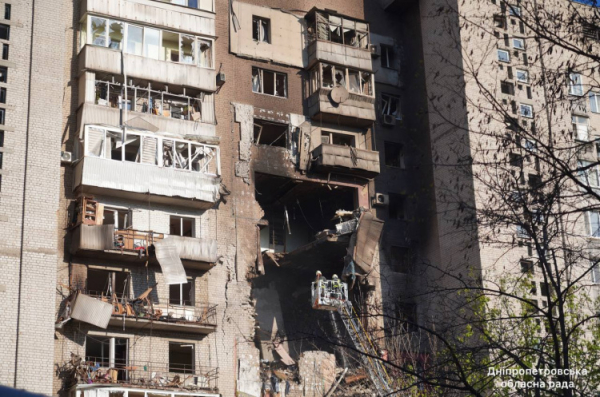 Росіяни обстріляли Кривий Ріг і Дніпро: є загиблі і пранені, пошкоджена інфраструктура