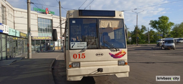 Тролейбус №7 - фото ілюстративне