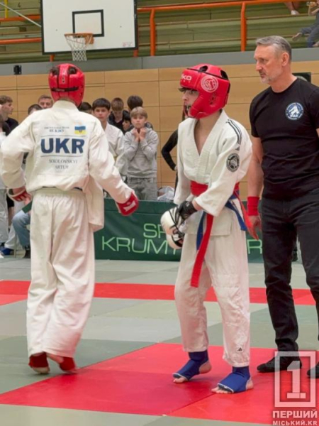 Український прапор на п’єдесталі у Німеччині: криворіжець Артур Соколовський став переможцем Кубка світу з рукопашного бою1