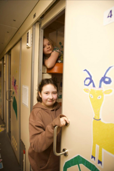 Укрзалізниця запускає дитячі вагони: перші рейси вже з кінця квітня4