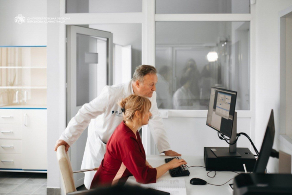 Унікальний МРТ-апарат для немовлят у Кривому Розі: новітнє відділення відвідав очільник Дніпропетровської ОВА2