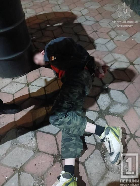 Уночі штурмував вітрину: на Центральному проспекті патрульні «прийняли» агресивного крадія1