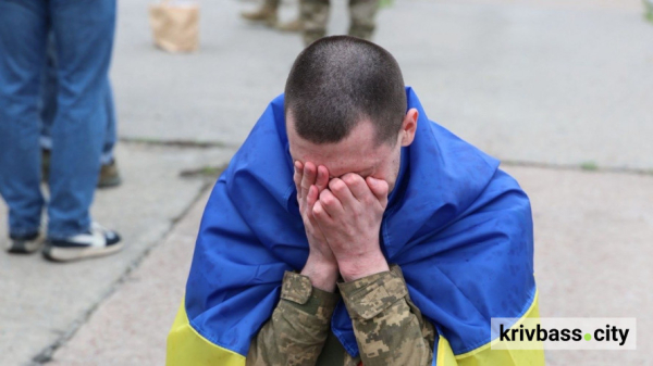Великодній обмін 11 квітня: з російського полону повернулись троє захисників з Криворіжжя 2