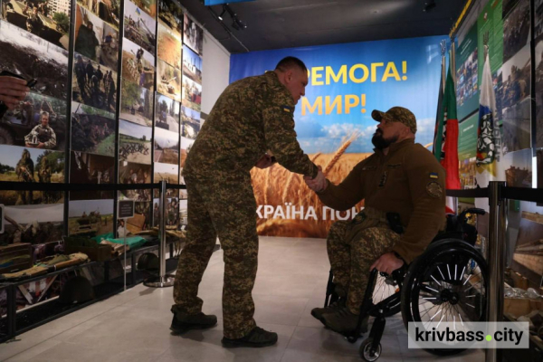 Від Лисичанська до оборони Кривого Рогу: полковник НГУ Олександр Пискун отримав державну нагороду1