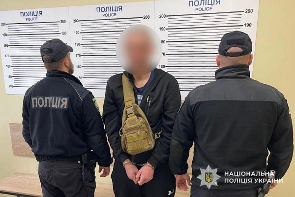 Викрав ключі у лікарні та обікрав квартиру: на Дніпропетровщині правоохоронці затримали крадія0