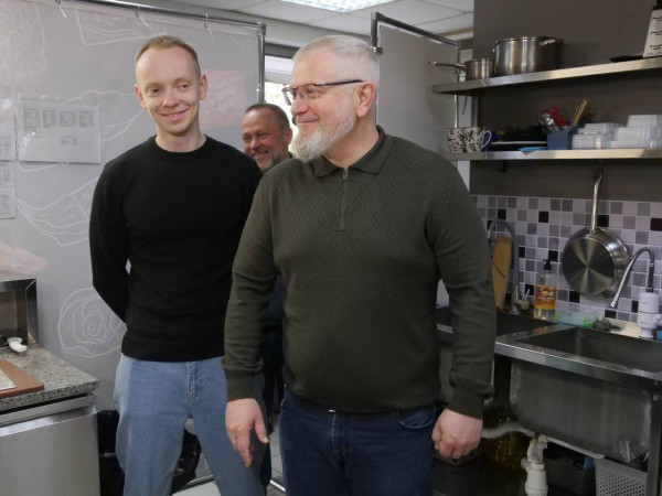 Завдяки підтримці міста з 2023 року криворізькі підприємці отримали вже понад 293,7 млн грн грантових коштів на розвиток власної справи, що дозволило створити 845 нових робочих місць5