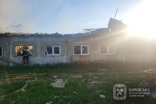 Армія рф вдарила по фермі на Харківщині: постраждали троє людей0