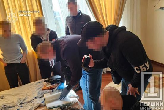 Бізнес на крові й мільйони в кишеню: правоохоронці Дніпропетровщини висунули обвинувачення власнику заводу в Луганську2