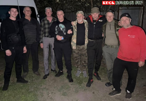 Протоієрей Леонід Поліщук завітав до криворізьких штурмовиків АРЕЮ