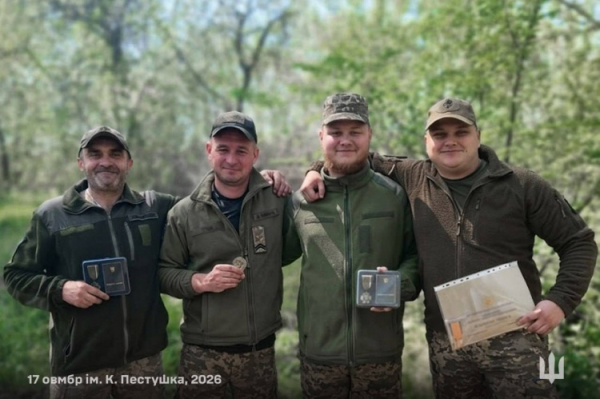 Герої української піхоти: у Кривому Розі урочисто нагородили захисників 17 ОВМБр за мужність і незламність