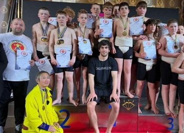 Криворізькі сумоїсти підкорили чемпіонат України0