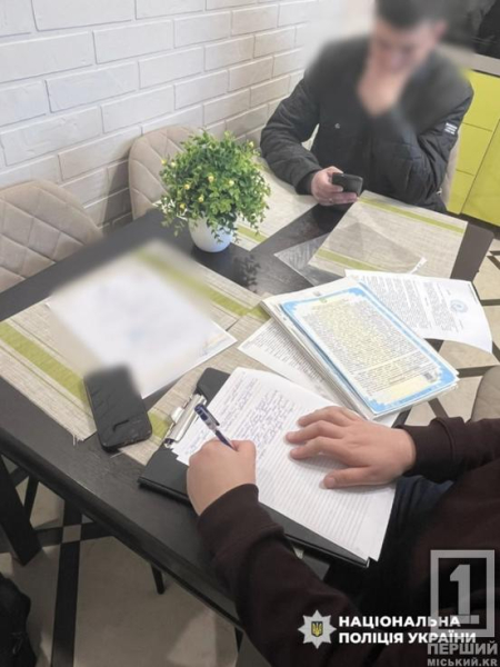 Люксові авто, шалені статки та «мільйон у подарунок»: по всій Україні пройшли масові обшуки у посадовців ТЦК3