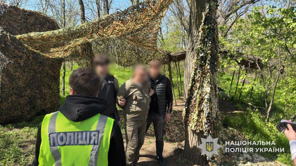 На Дніпропетровщині поліцейські викрили посадовця військової частини на одержанні хабаря1