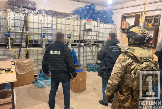 На Дніпропетровщині викрили масштабне виробництво алкогольного фальсифікату: вилучено майна на 4 мільйони1